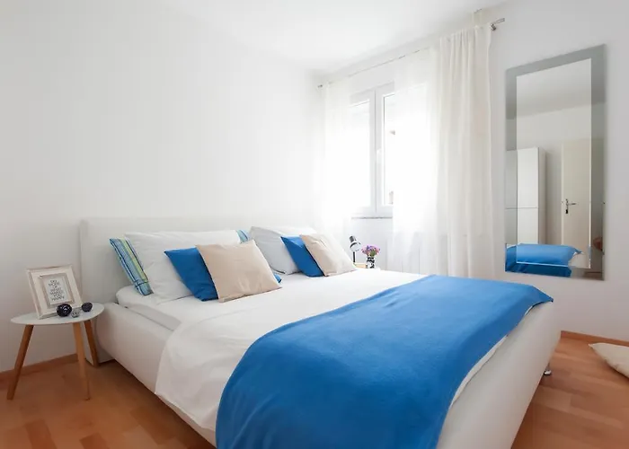 Charming Maraska 扎达尔