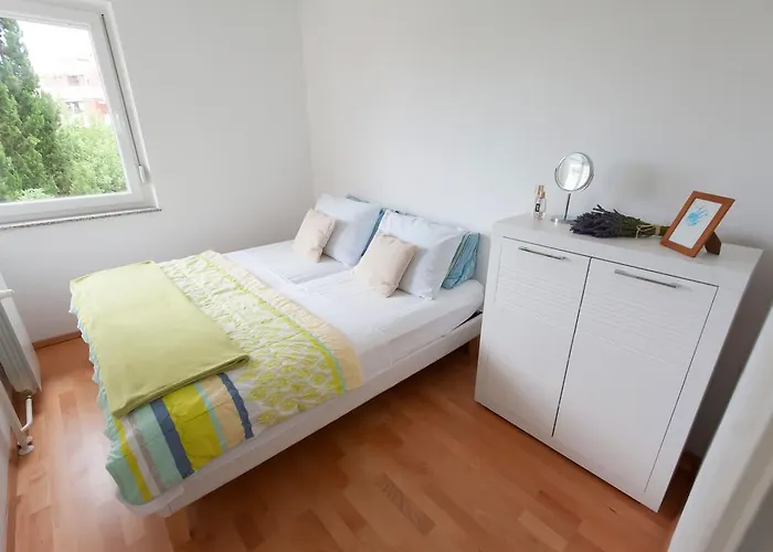 Apartment Charming Maraska